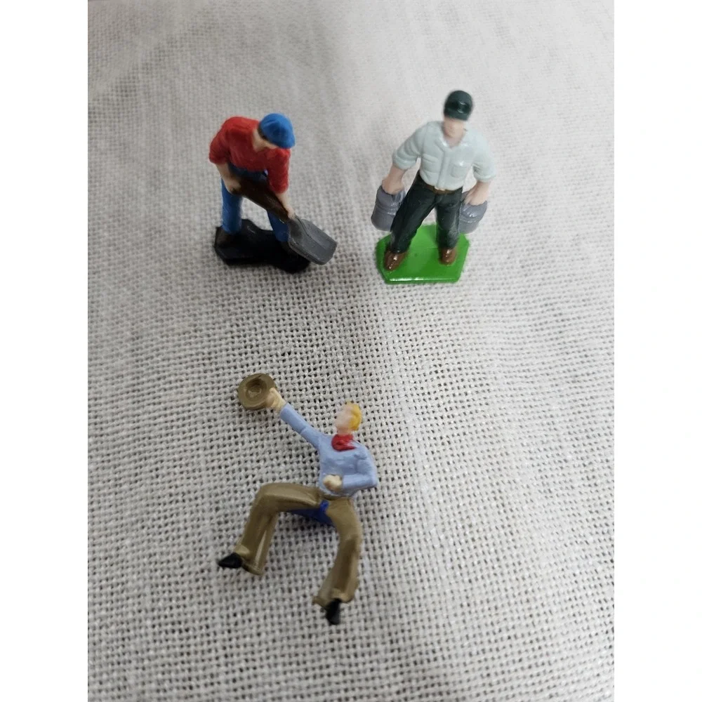 ERTL Farm Country Men Figurines Set Of 3